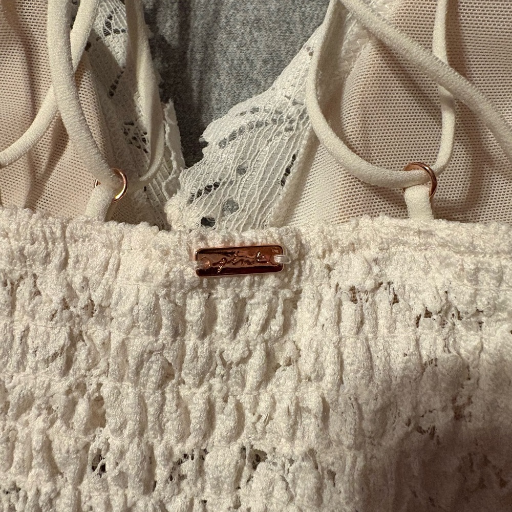 Victoria's Secret Cream Lace Bralette - Picture 2 of 3